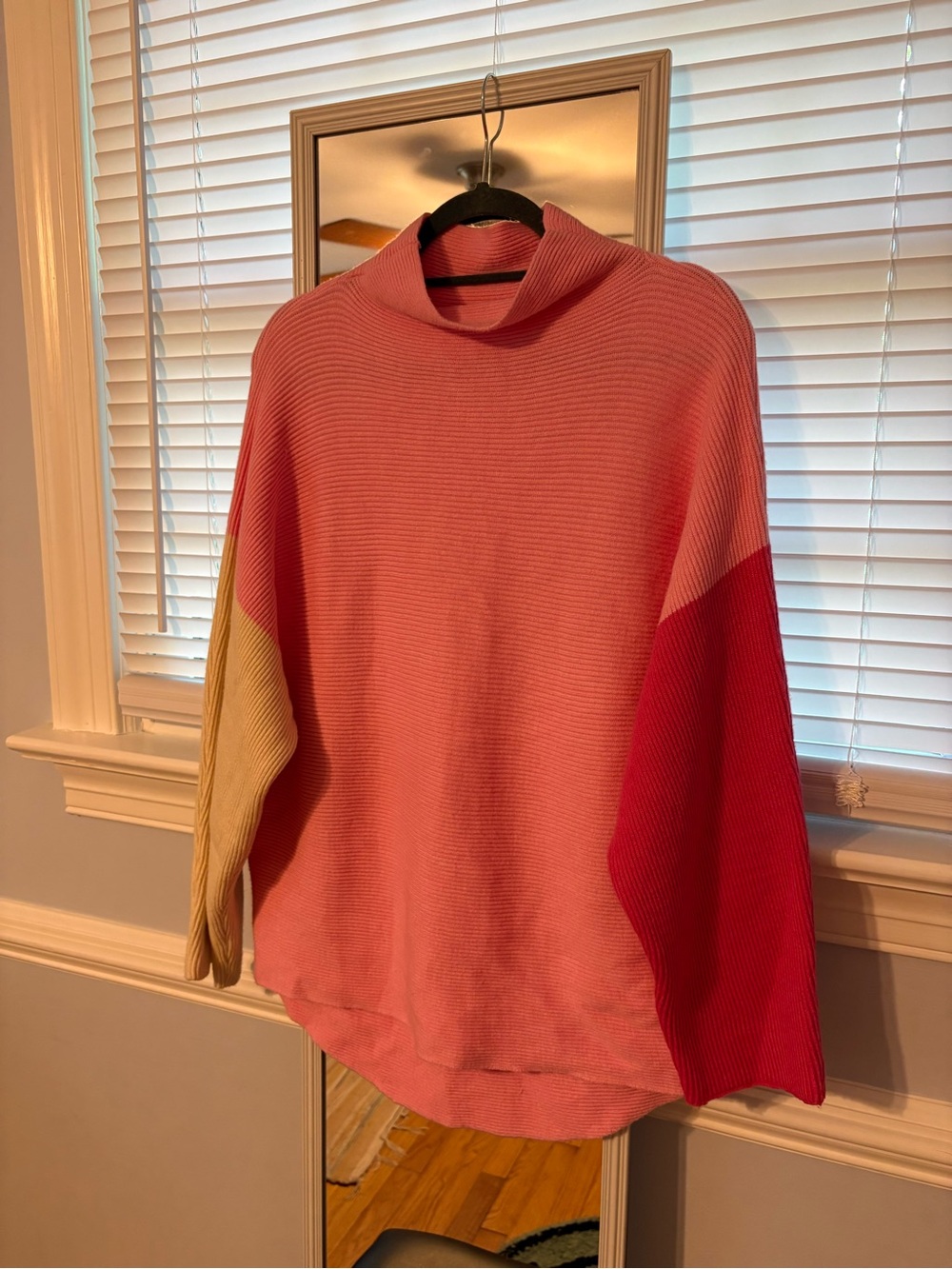 Women’s Colorblock Mock Neck Sweater - Pink